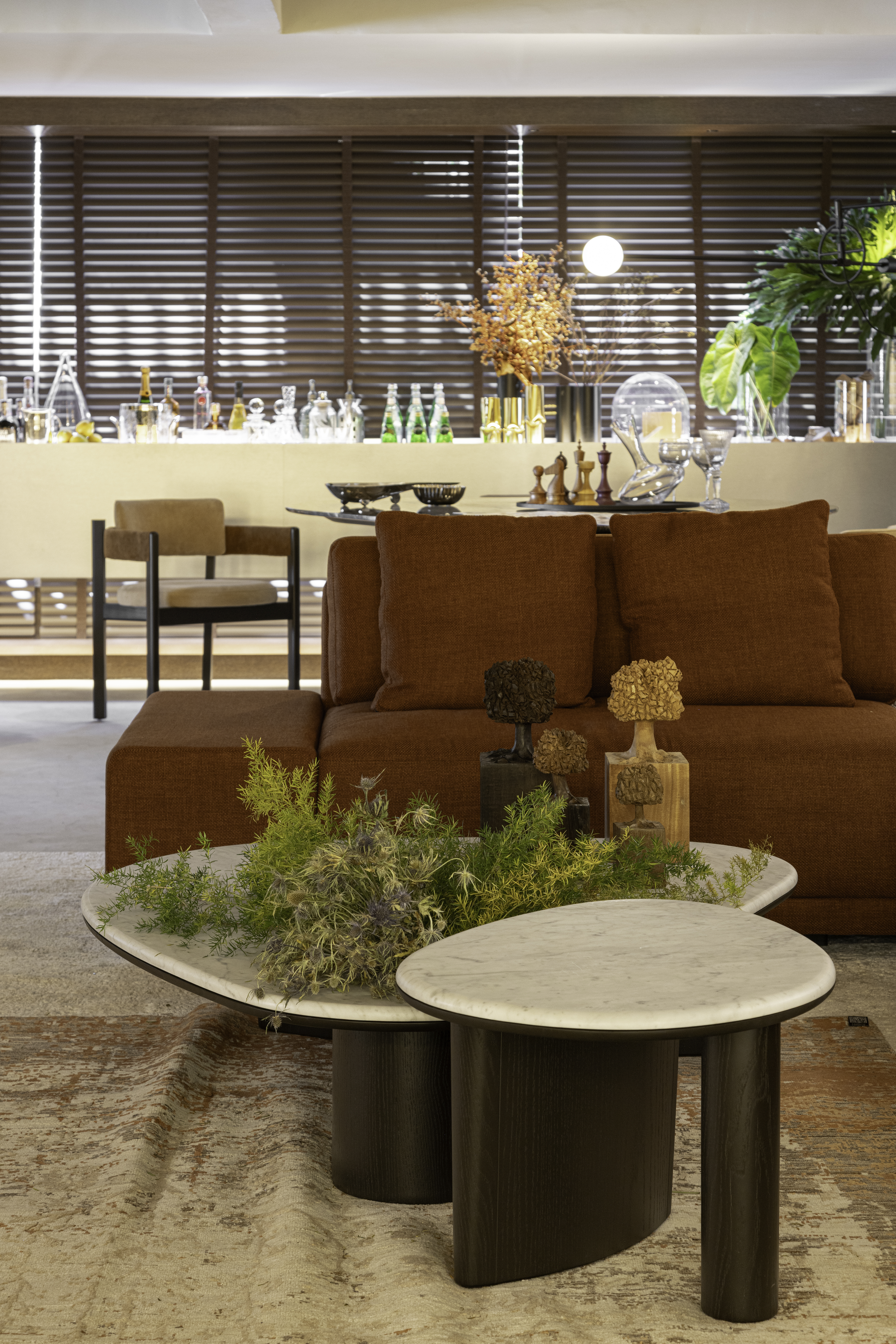 Mesa de Centro Polimorfa – Tampo de mármore